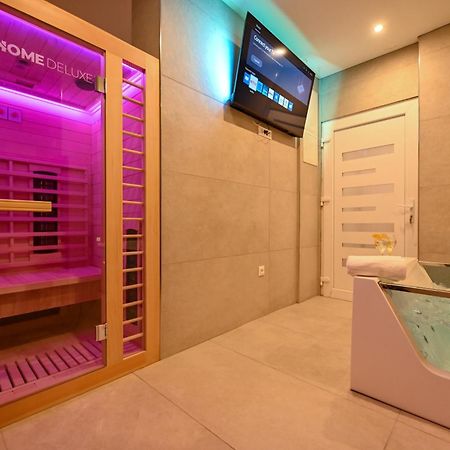 Luxury Apartment With Garden Jacuzzi And Wellness Trogir Exterior photo