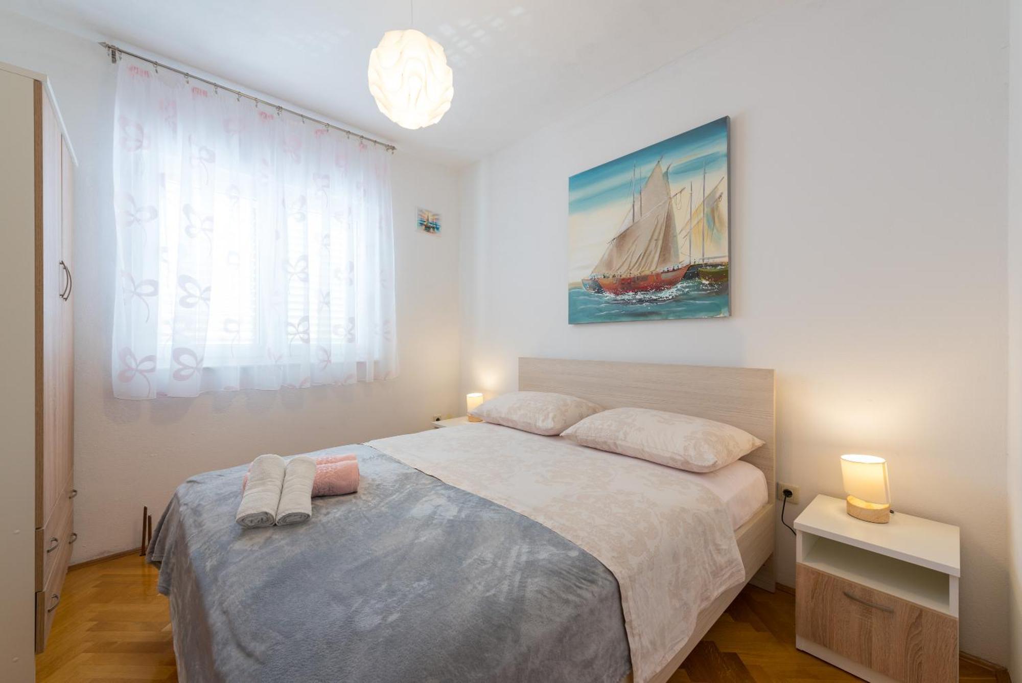 Luxury Apartment With Garden Jacuzzi And Wellness Trogir Exterior photo